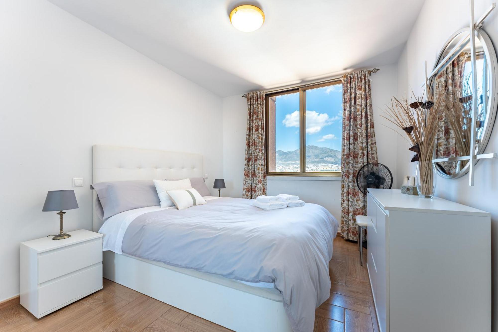 Apartamento Mar Фуeнхирола Екстериор снимка